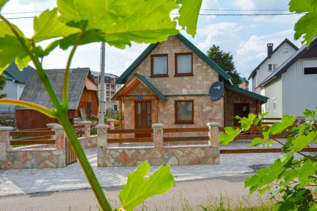 Guesthouse Mg Zabljak  Bagian luar foto